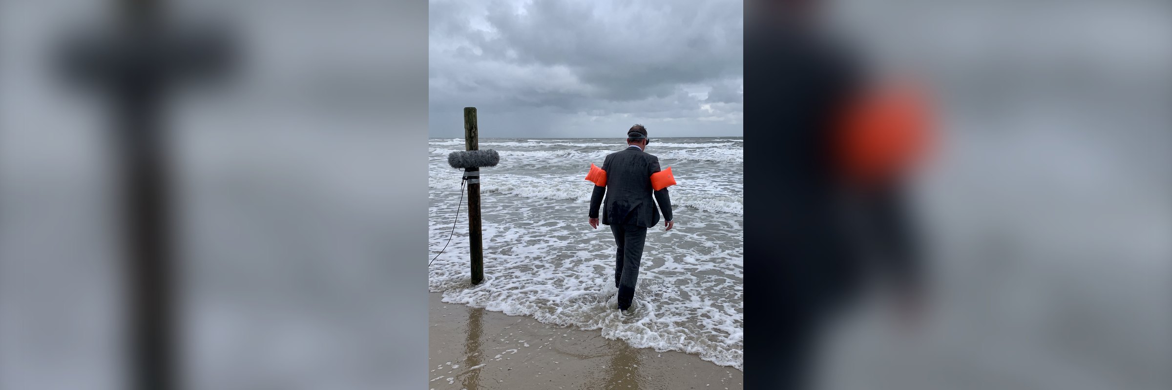 Zwemmen in het zwembad of in de Noordzee